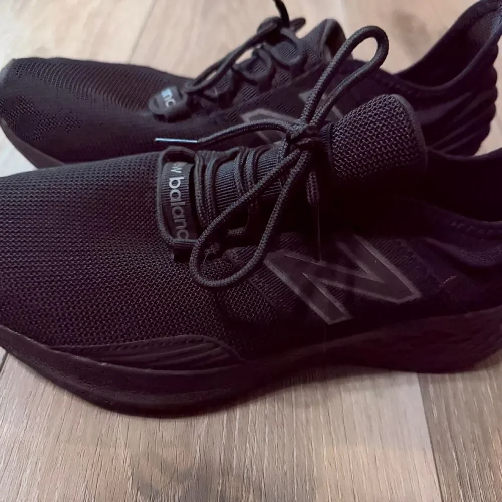 New-balance Men's Black and Grey Trainers